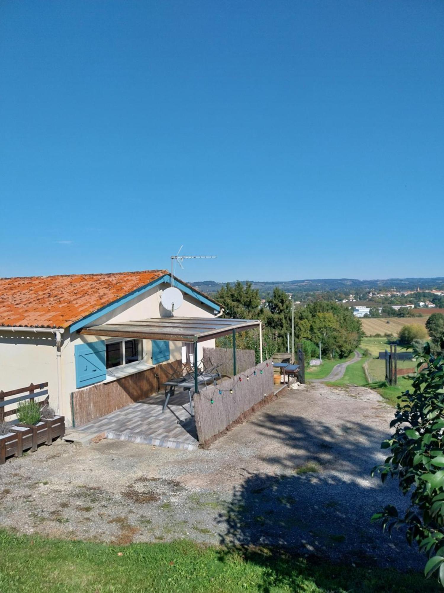 Gites Panoramique 洛特河河畔圣利夫拉德 外观 照片